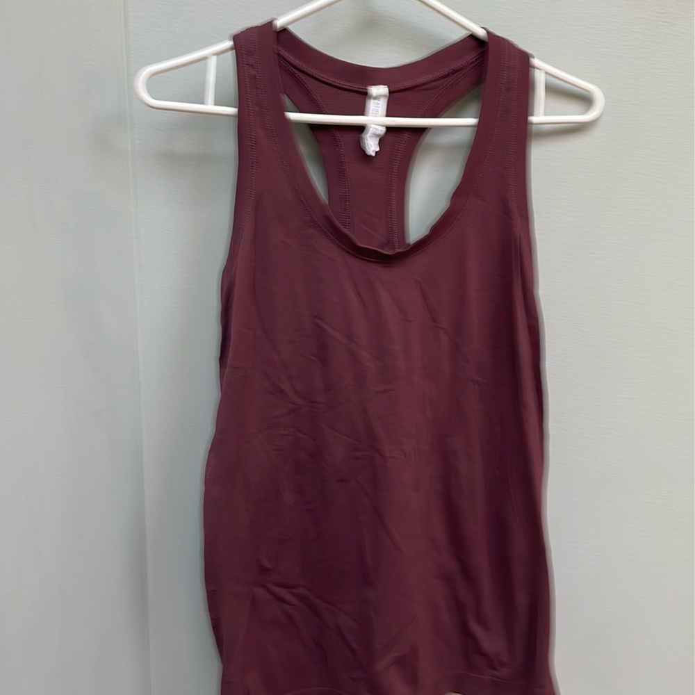 Size large Athleta workout top